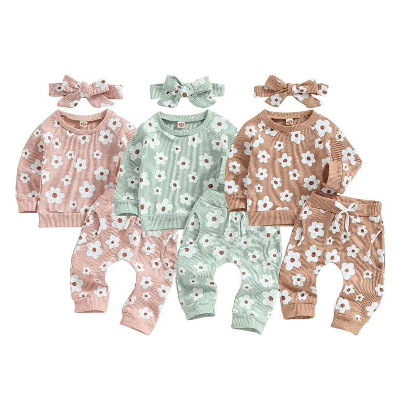 Pastel Daisy Tracksuit Set Beige – Little Eedie